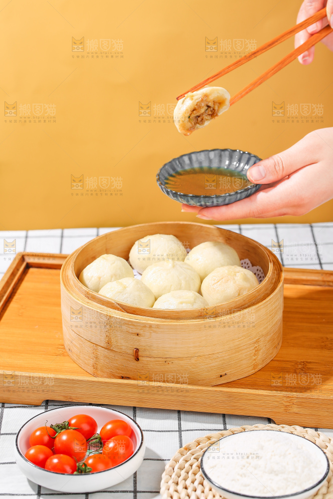 浅底上的发面小笼包