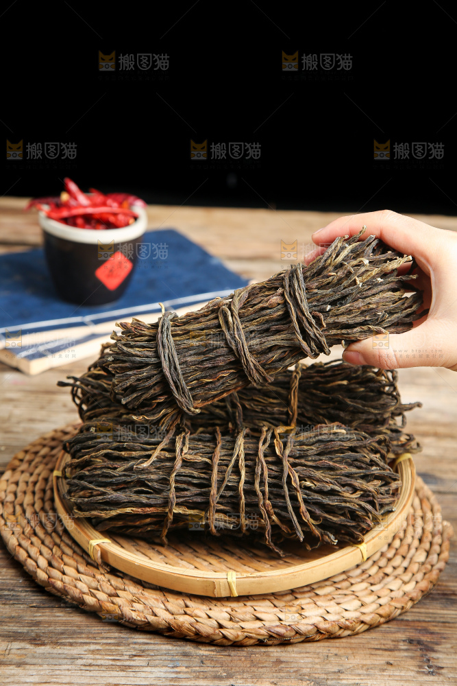 深底上的干豇豆