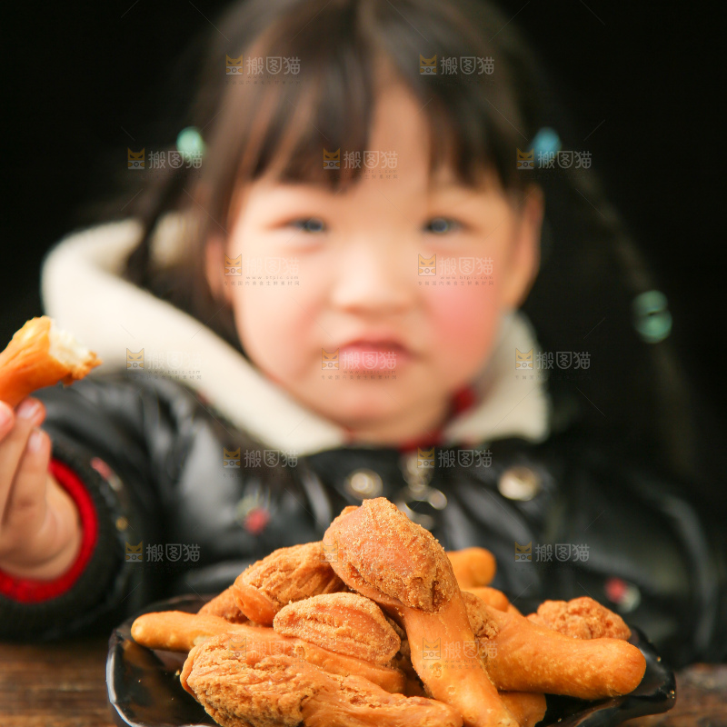 深底上的鸡腿酥