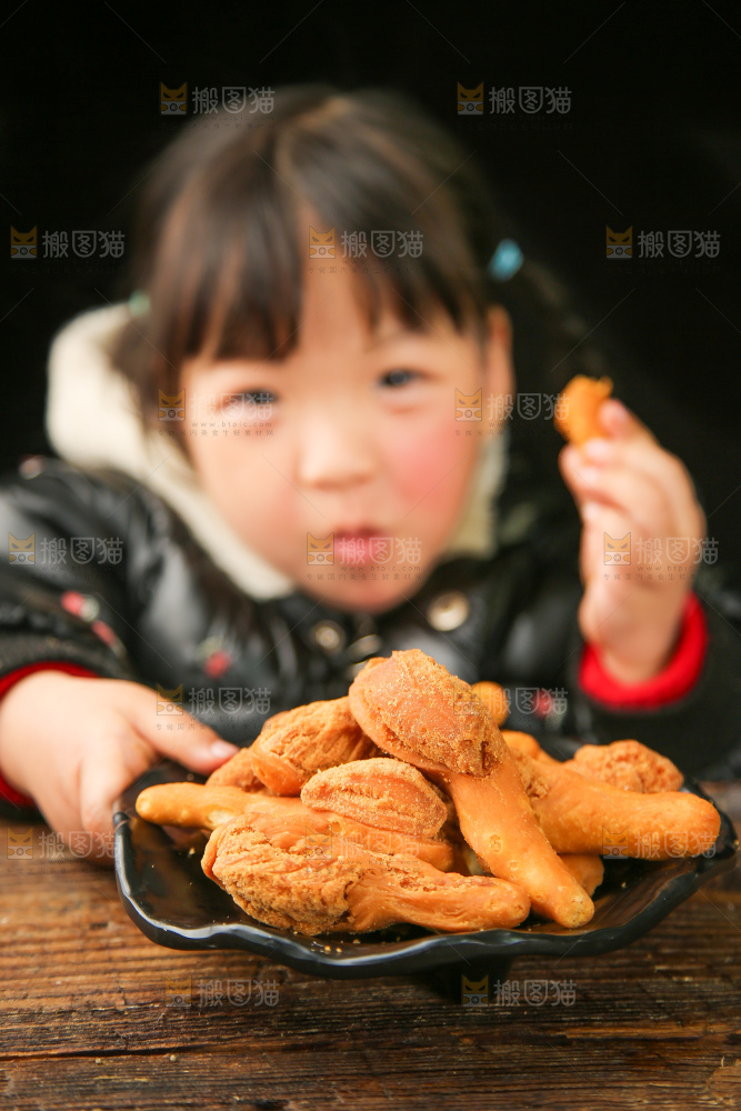 深底上的鸡腿酥