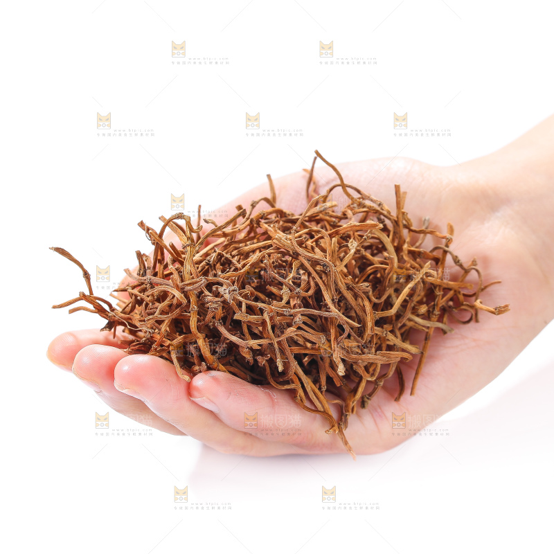 白底上的干折耳根