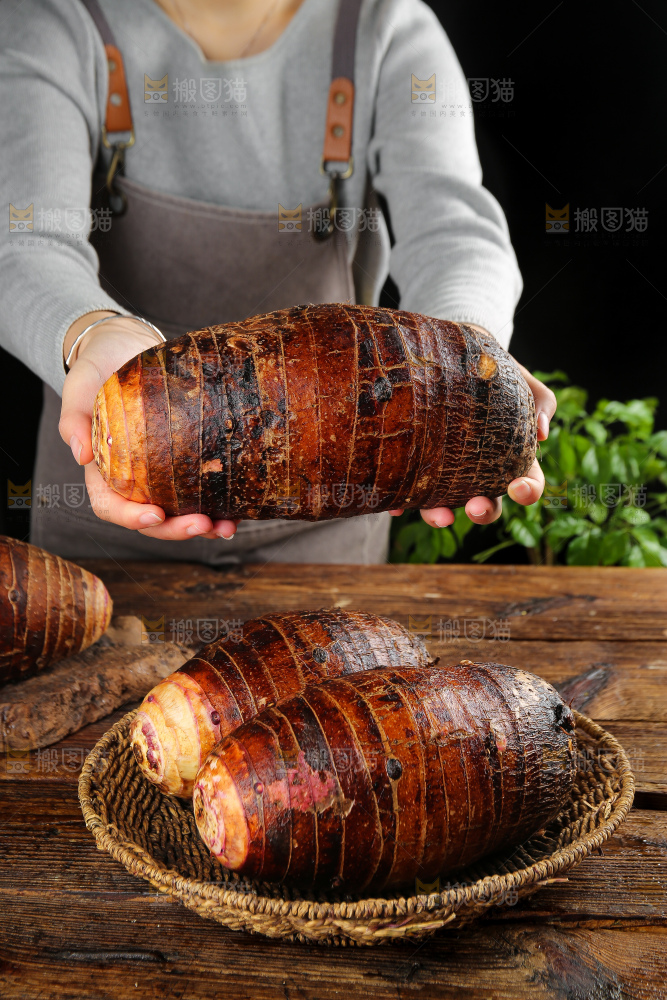 深底上的荔浦芋头