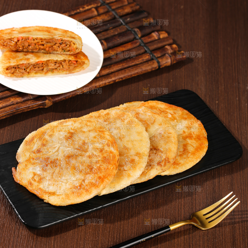 深底上的牛肉馅饼