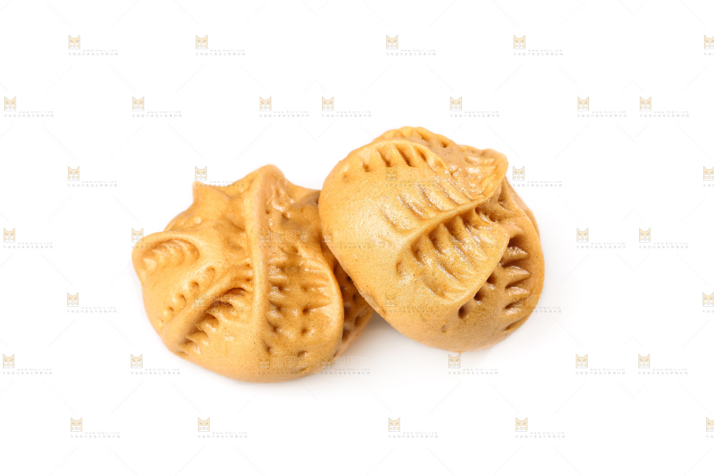 白底上的核桃包