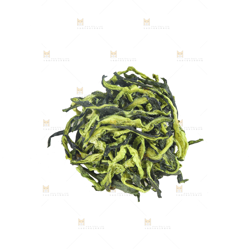 白底上的干黄瓜条