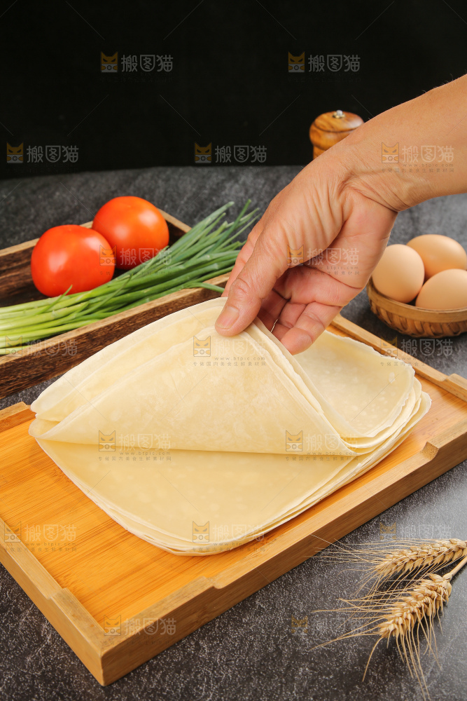 深底上的鸡蛋灌饼