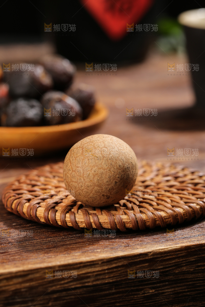 深底上的桂圆干