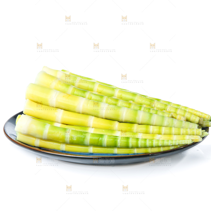 白底上的泡笋尖