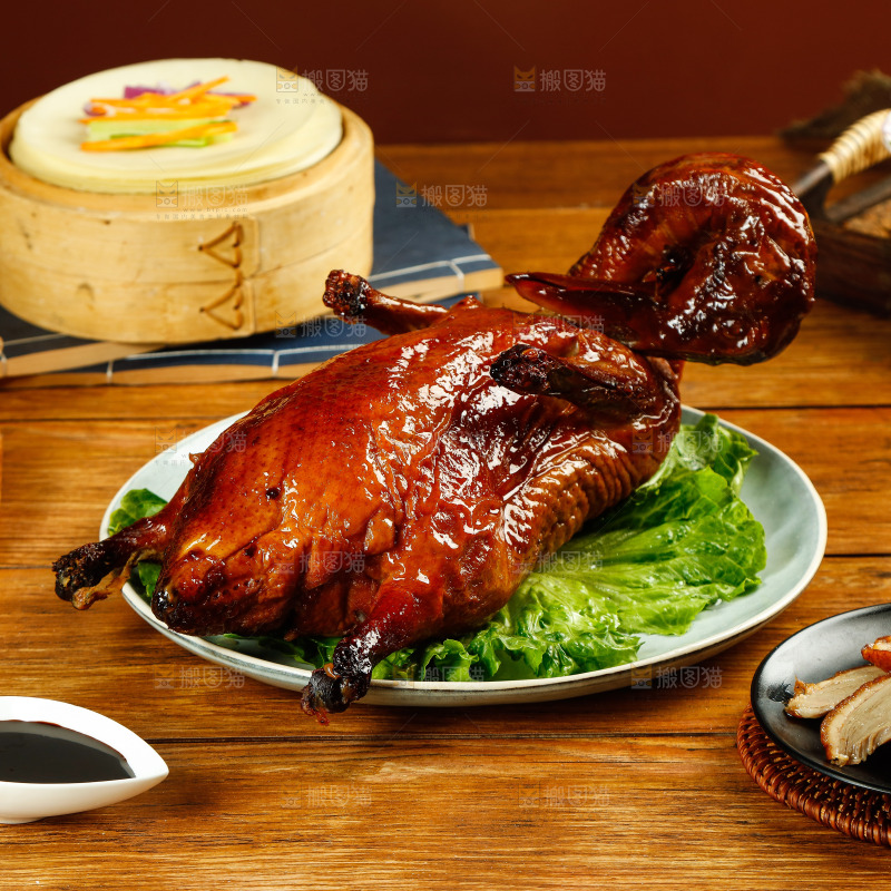 深底上的烤鸭