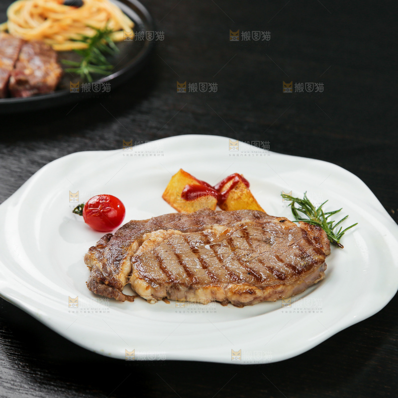 深底上牛排