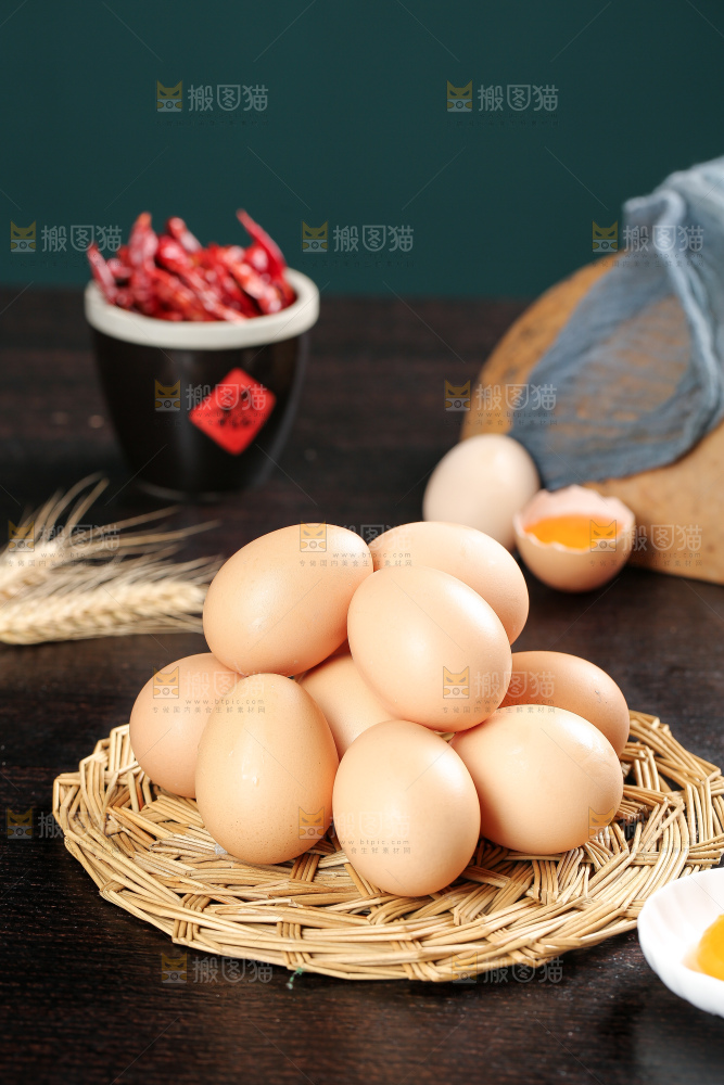 深底上的土鸡蛋