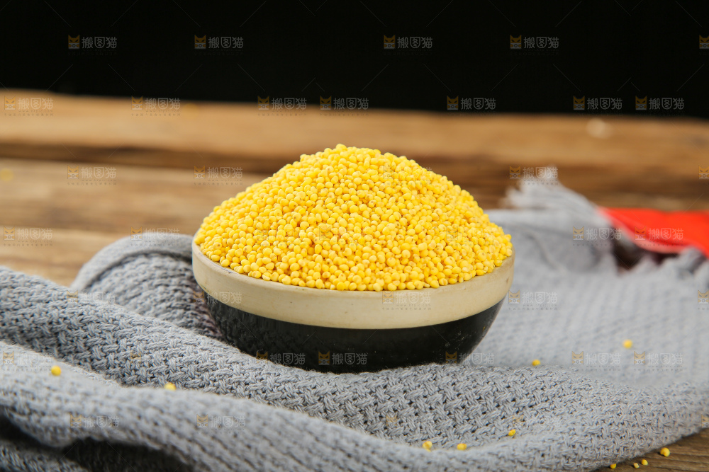 深底上的大黄米