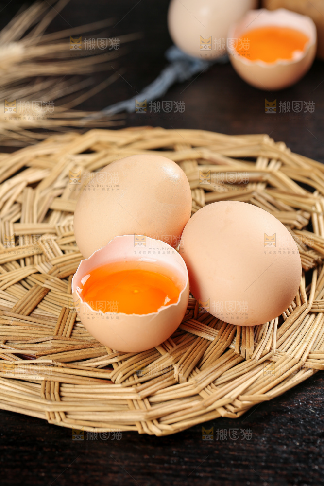深底上的土鸡蛋