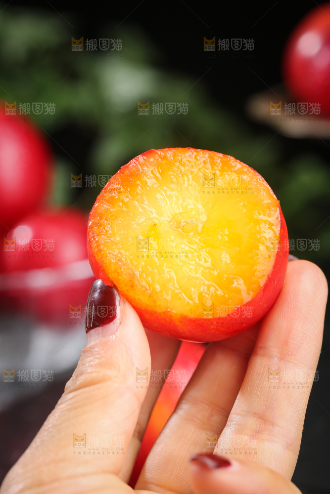 深底上的樱桃李