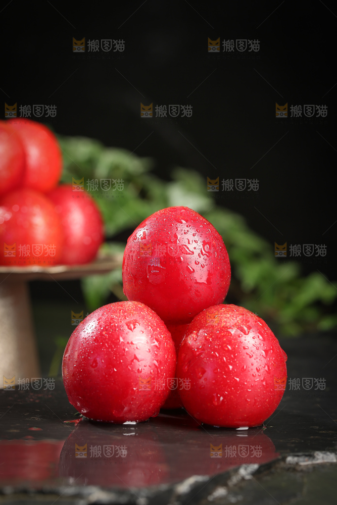 深底上的樱桃李