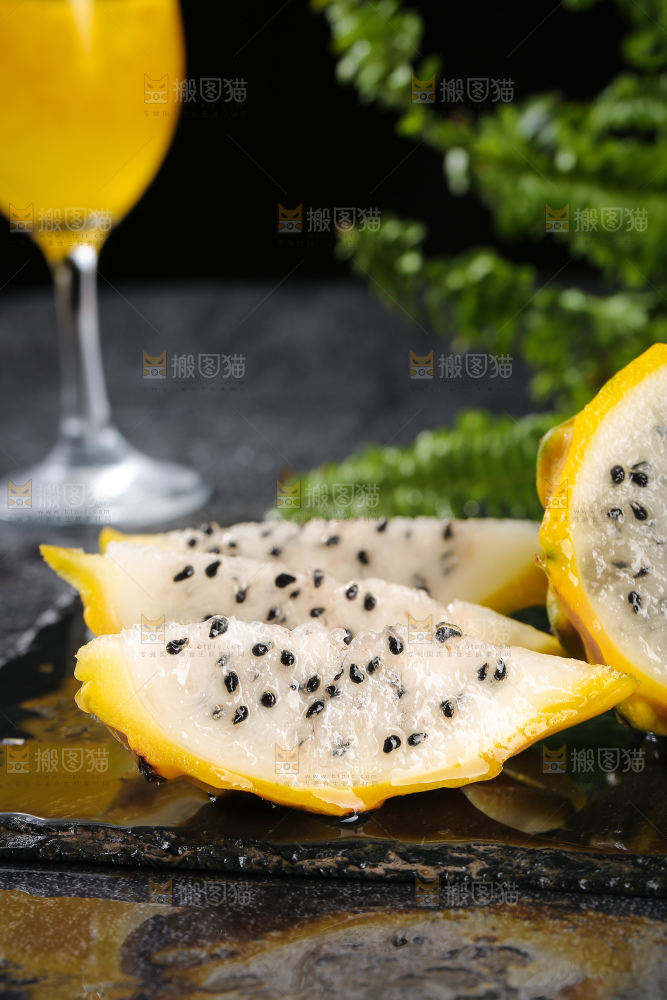 深底上的燕窝果