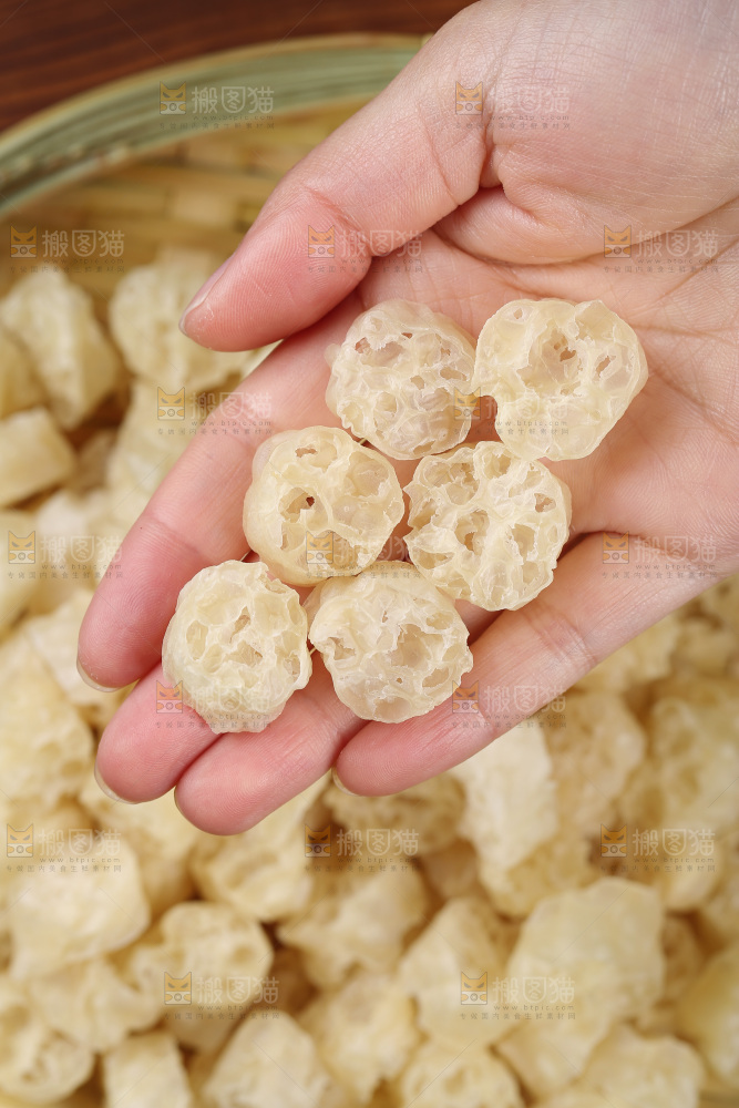 深底上的原味面藕