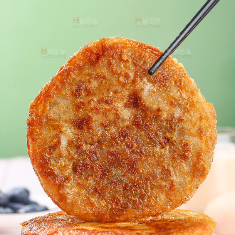 浅底上的牛肉馅饼