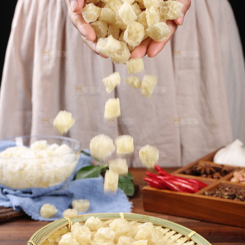 深底上的原味面藕