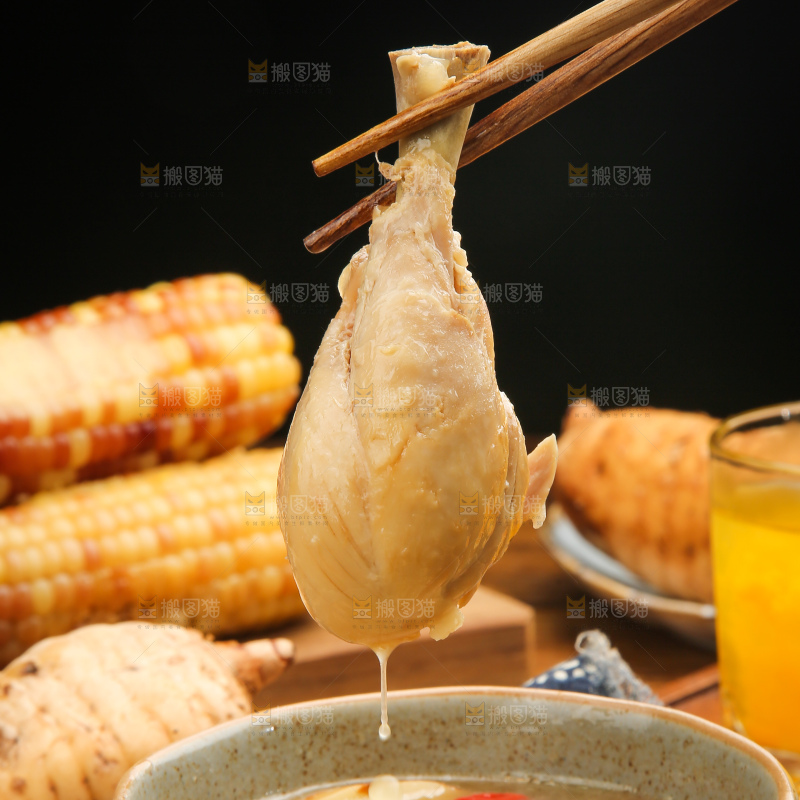 碗里的天麻炖鸡