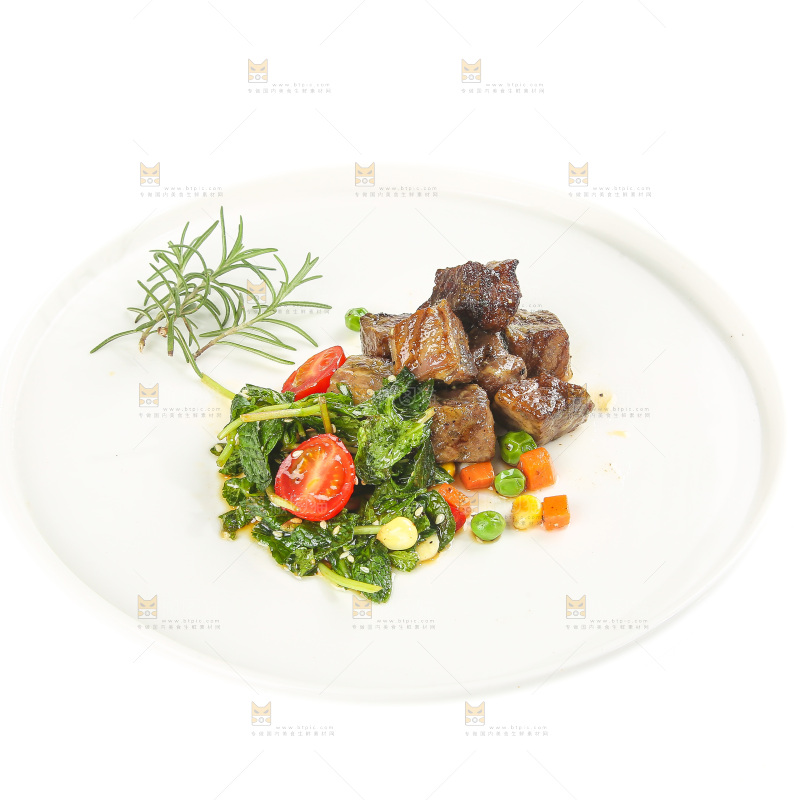 盘子里的薄荷牛肉