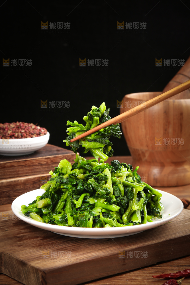 深底上的万年青菜干