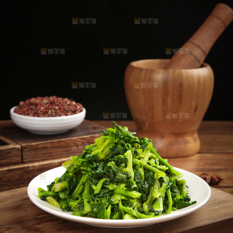 深底上的万年青菜干