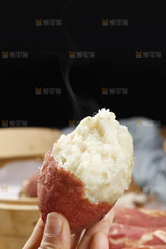 木底上的白心板栗薯