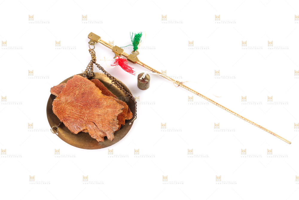 白底上的土茯苓