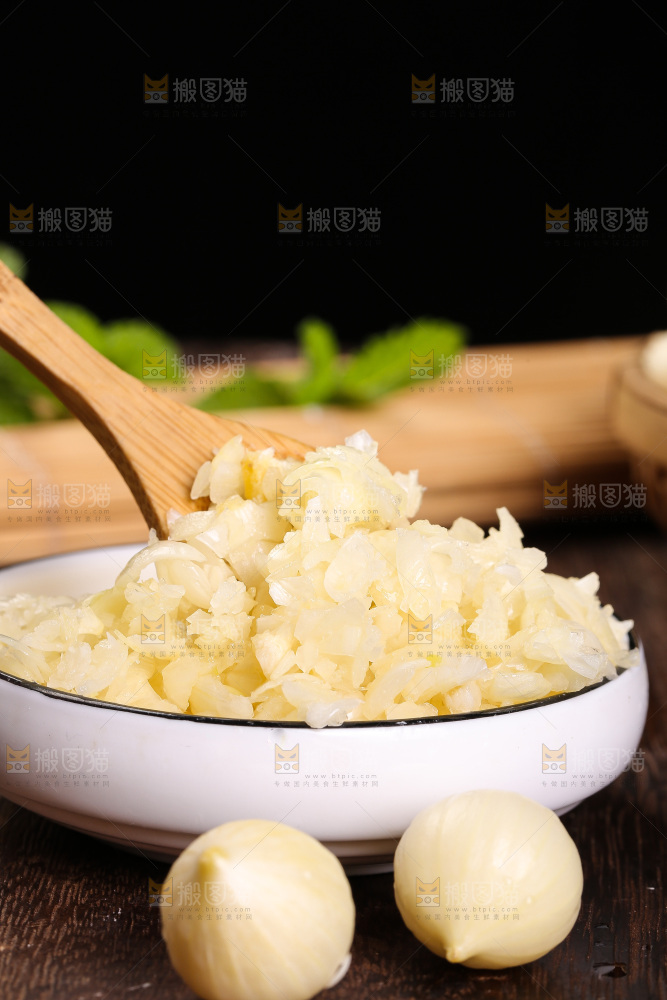 深底上的藠头籽