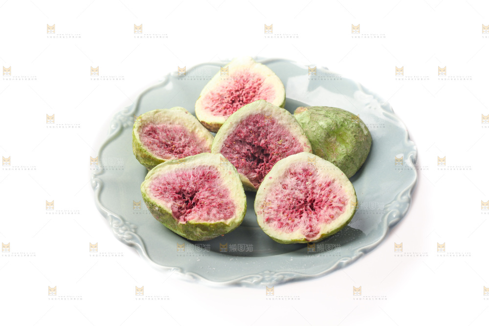 白底上的无花果冻干