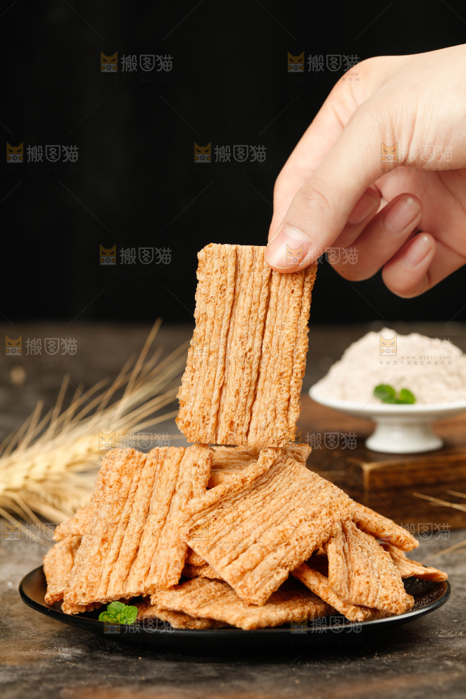 深底上的荞麦酥
