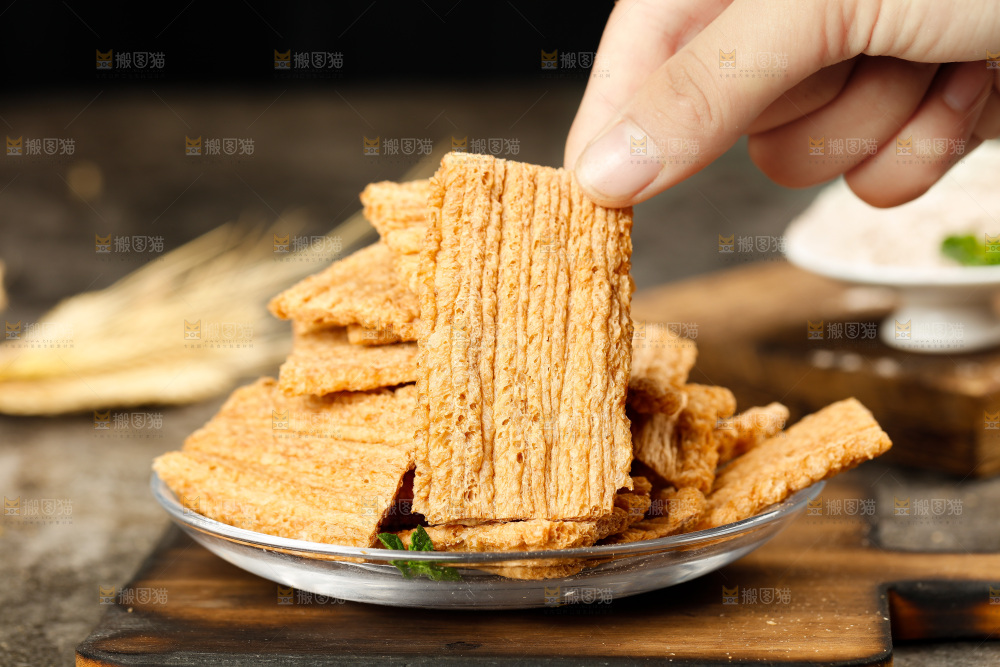 深底上的荞麦酥