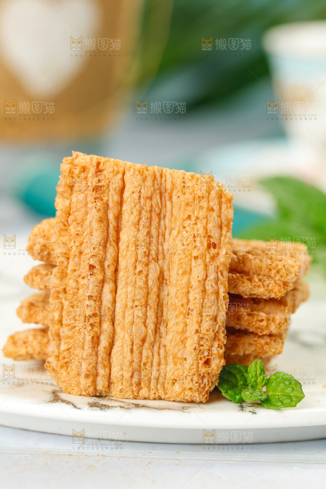 浅底上的荞麦酥