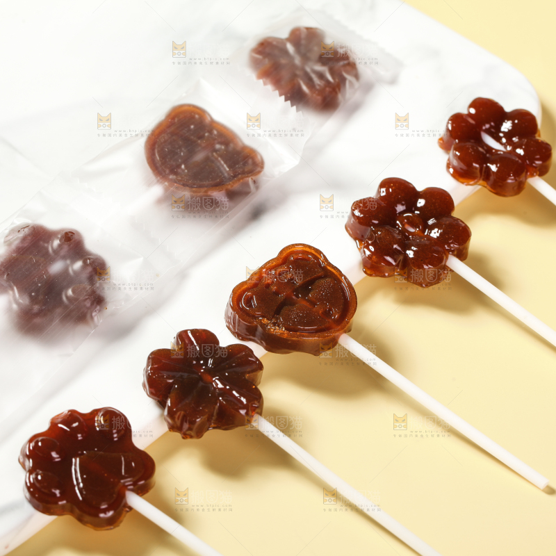 浅底上的秋梨膏棒棒糖