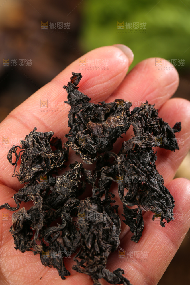 深底上的梅干菜