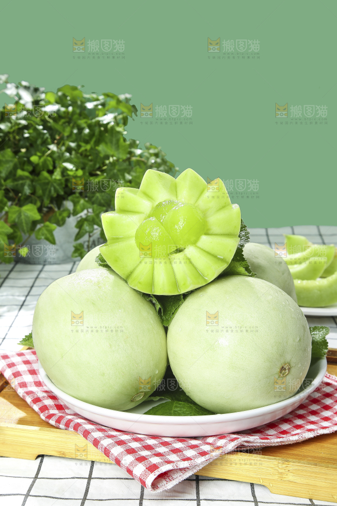 浅底上的玉菇甜瓜
