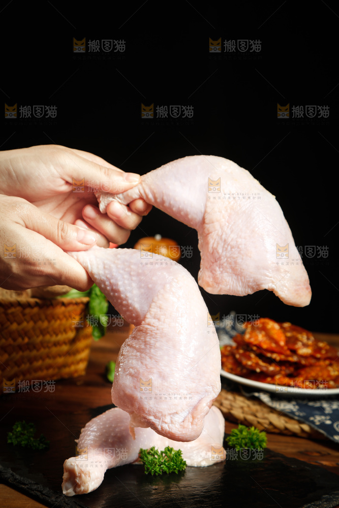 深底上的大鸡腿