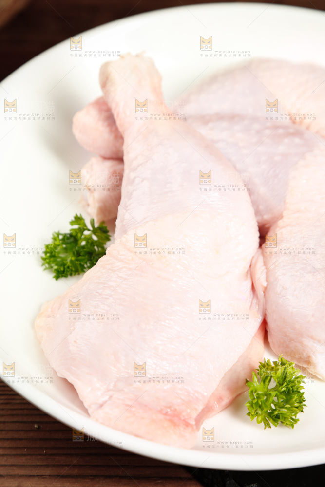 深底上的大鸡腿