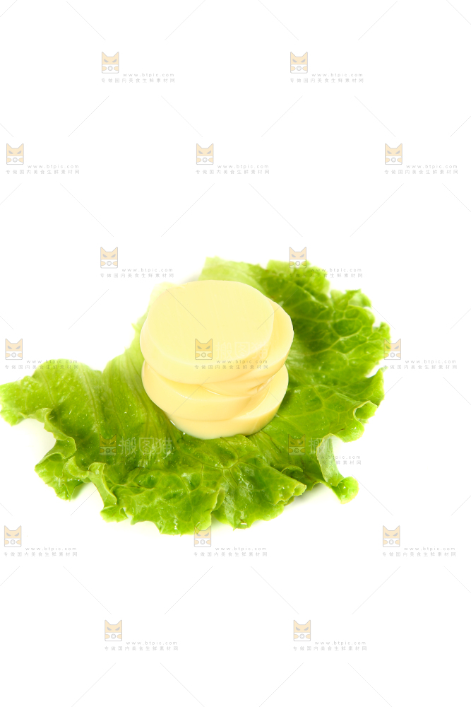 白底上的鸡蛋豆腐