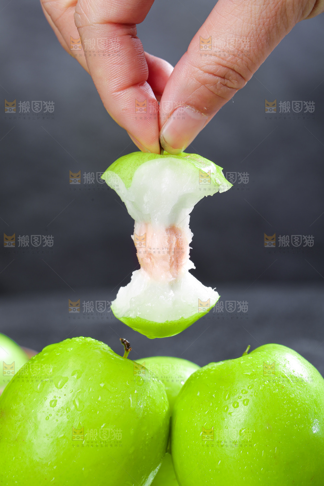 深底上的贵妃枣