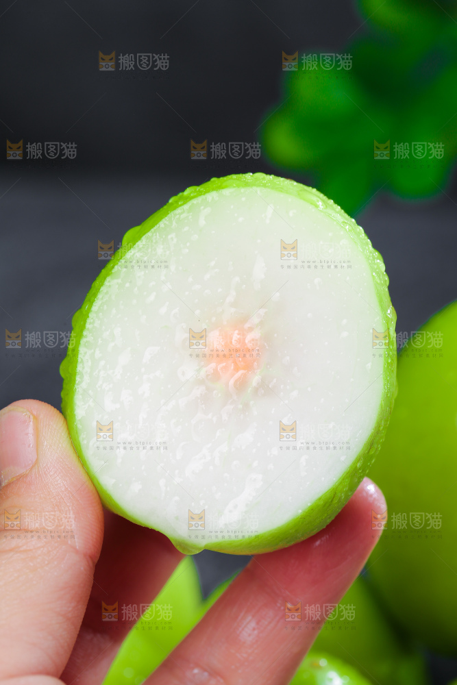 深底上的贵妃枣