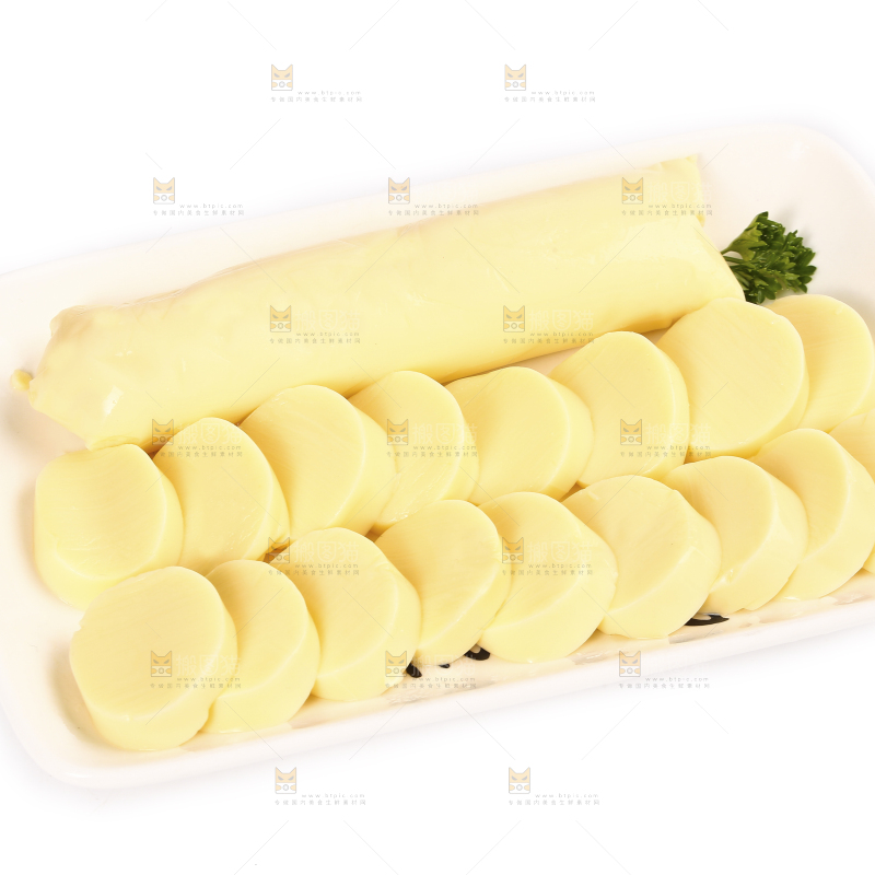 白底上的鸡蛋豆腐