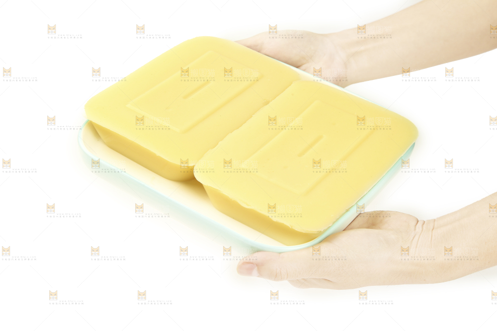 白底上的米豆腐