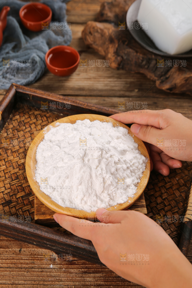 深底上的豌豆淀粉