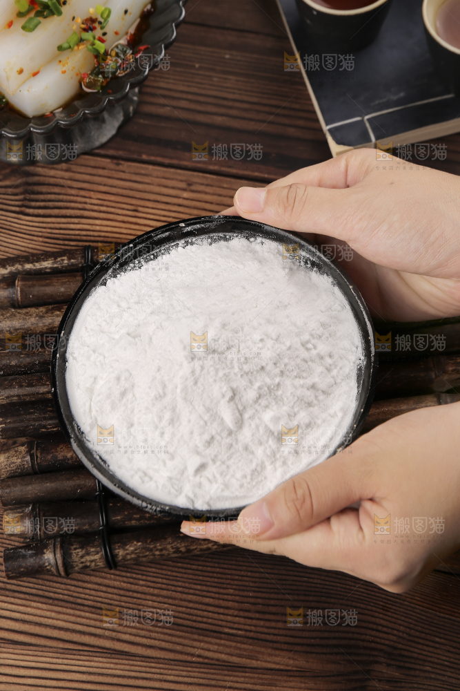 深底上的豌豆淀粉