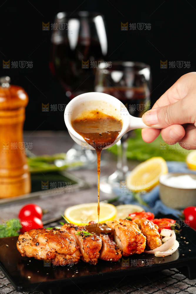 深底上的炭烧鸡排