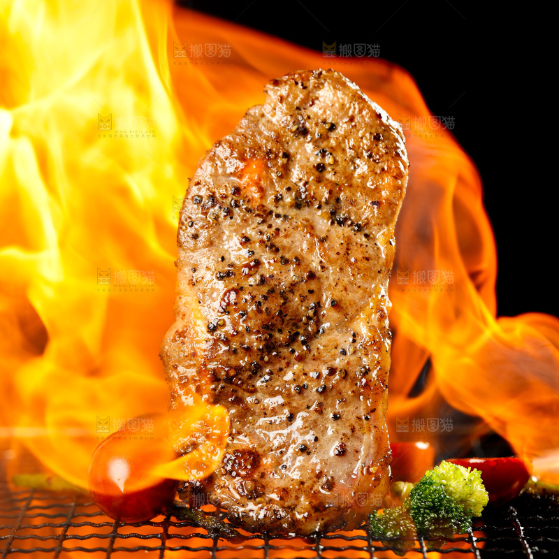 深底上的炭火牛排