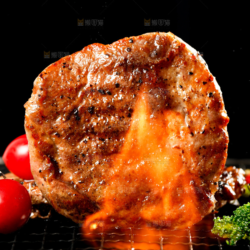 深底上的炭火牛排