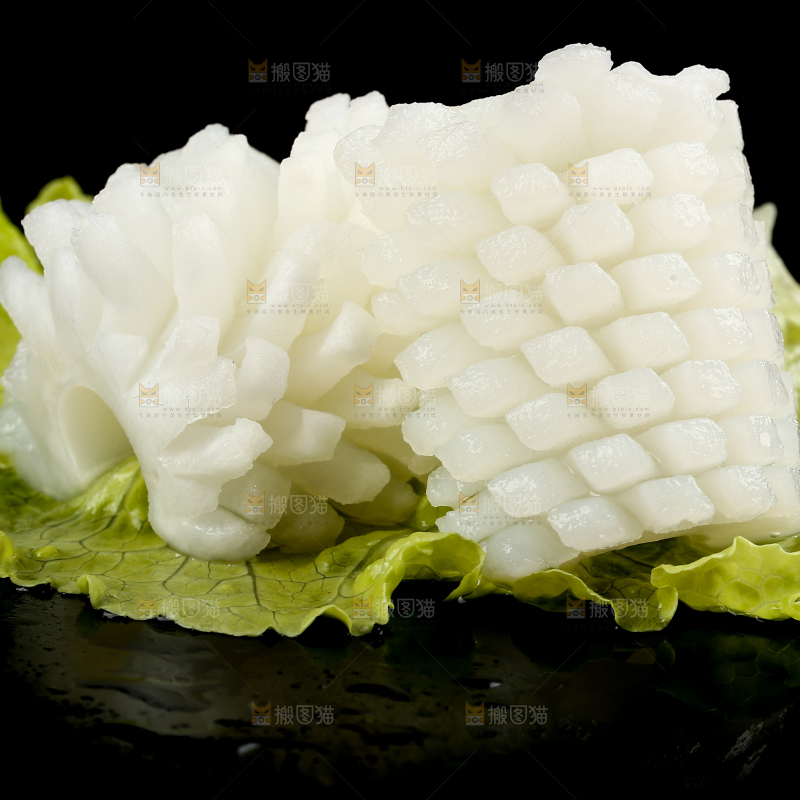 深底上的鱿鱼花